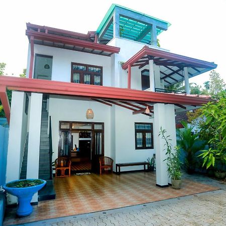 Jeju Villa Unawatuna Bagian luar foto